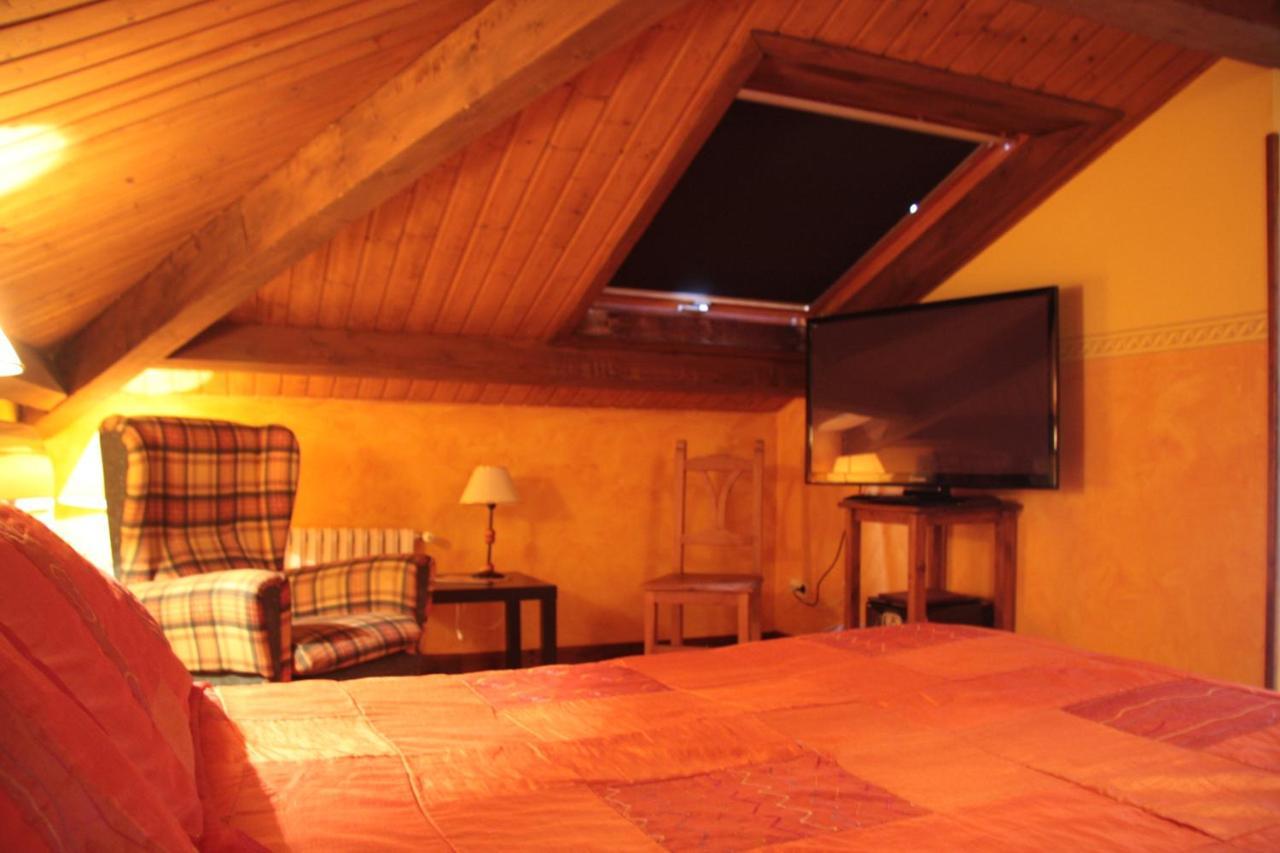Habitaciones Y Estudios- Hotel "Posada De Cantabria El Solar" - Cenas Y Gintonic- Bar -Terraza Panoramica Galizano Dış mekan fotoğraf