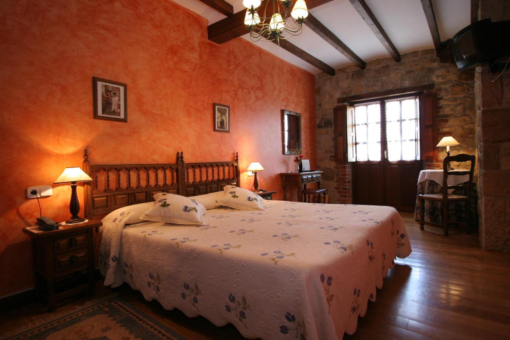 Habitaciones Y Estudios- Hotel "Posada De Cantabria El Solar" - Cenas Y Gintonic- Bar -Terraza Panoramica Galizano Dış mekan fotoğraf