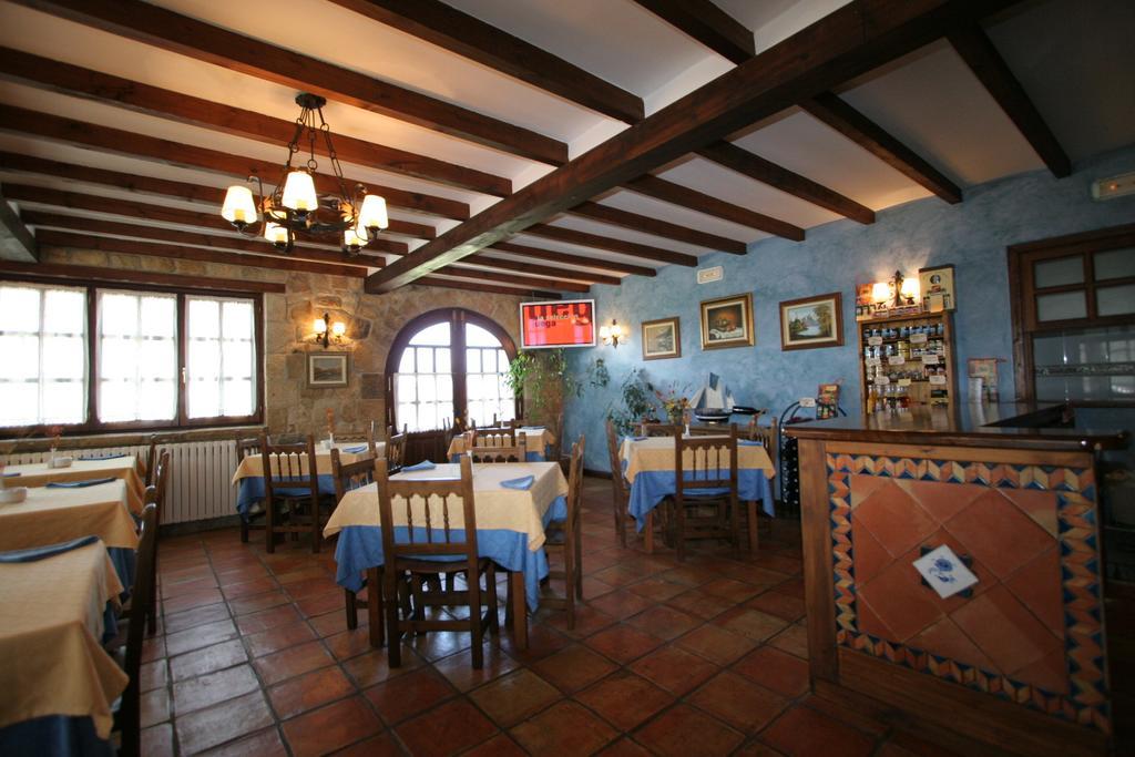 Habitaciones Y Estudios- Hotel "Posada De Cantabria El Solar" - Cenas Y Gintonic- Bar -Terraza Panoramica Galizano Dış mekan fotoğraf